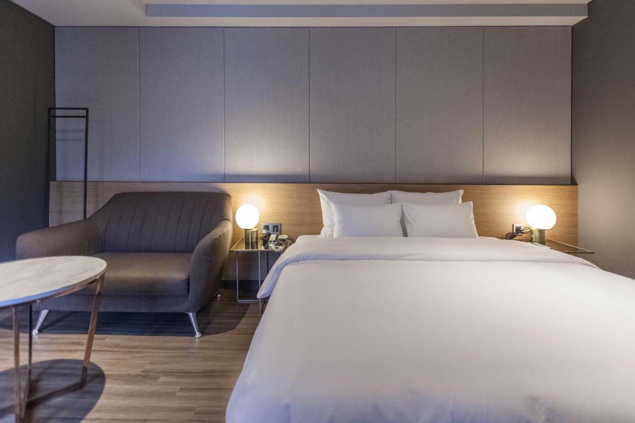 Brown-Dot Hotel Hadan Пусан Екстериор снимка